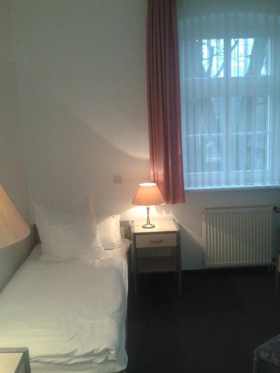 Spreewaldhotel Leipe リュベナウ エクステリア 写真